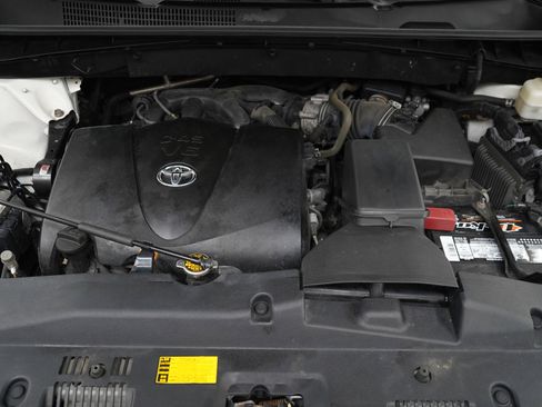 Used 2017 Toyota Highlander Limited AWD/4WD image 37