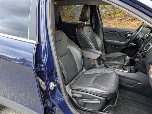 Certified 2015 Jeep Cherokee Limited image 24