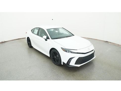 New 2026 Toyota Camry SE image 13