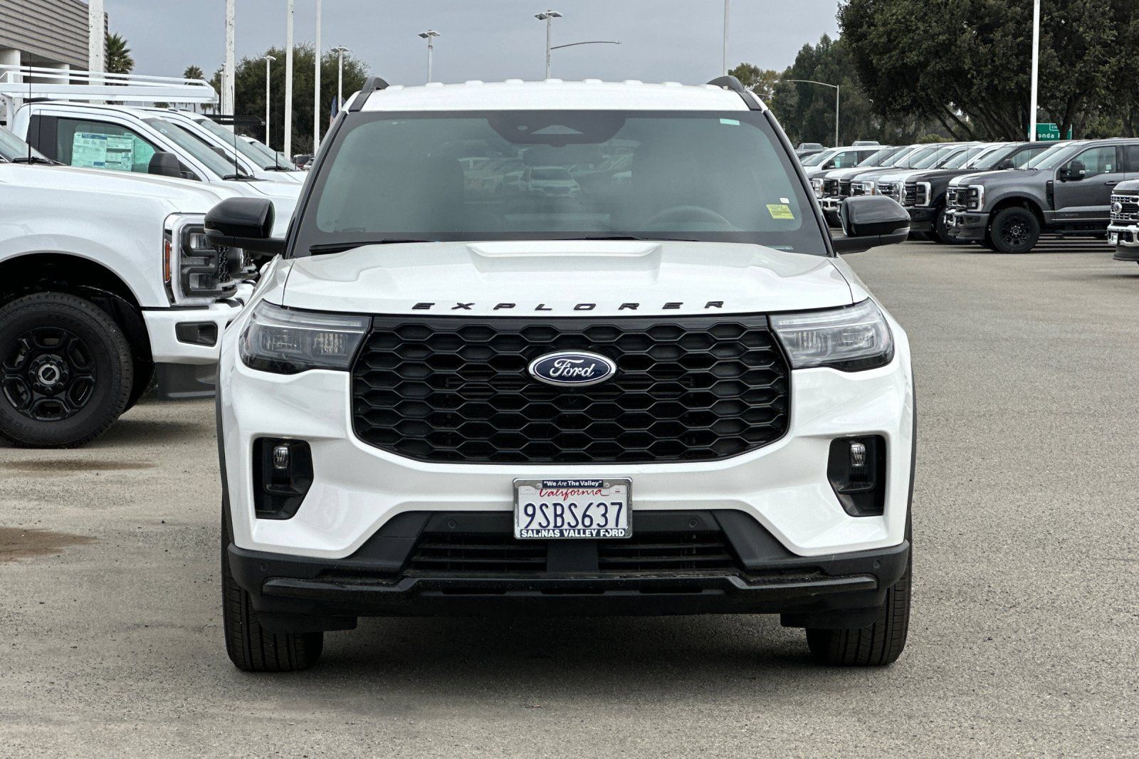 New 2025 Ford Explorer ST-Line AWD/4WD image 9