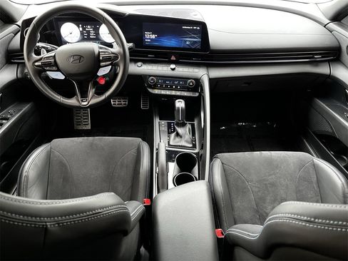 Used 2024 Hyundai Elantra N image 9
