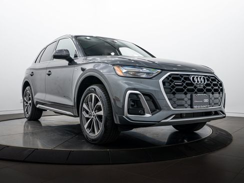 Certified 2023 Audi Q5 2.0T Premium Plus w/ Premium Plus Package AWD/4WD image 1