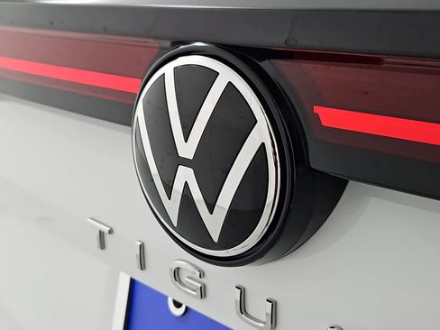 New 2026 Volkswagen Tiguan S AWD/4WD image 11