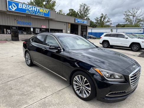 Used 2017 Genesis G80 3.8 RWD image 3