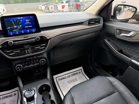 Used 2020 Ford Escape Titanium AWD/4WD image 20