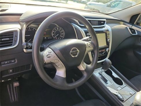 Used 2017 Nissan Murano S w/ Navigation Package image 15