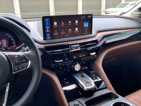 Certified 2025 Acura MDX SH-AWD w/ Technology Package image 6