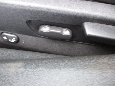 Used 2010 Chevrolet Malibu LT w/ Interface Package image 15