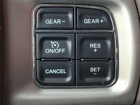 Used 2017 RAM 1500 Laramie w/ Convenience Group image 22