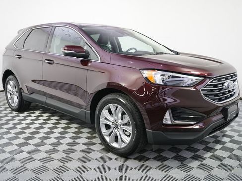 Used 2023 Ford Edge Titanium w/ Class II Trailer Tow Package AWD/4WD image 8