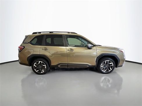 New 2025 Subaru Forester Limited image 38