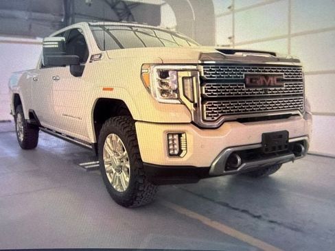 Used 2022 GMC Sierra 2500 Denali w/ Denali Ultimate Package AWD/4WD image 1