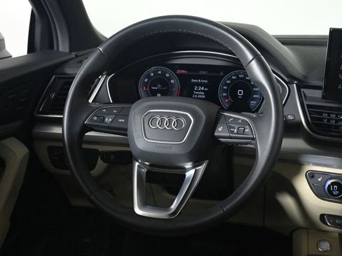 Used 2025 Audi Q5 2.0T Premium w/ Convenience Plus Package AWD/4WD image 10
