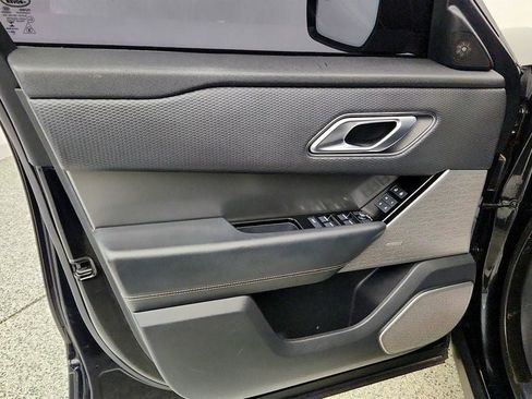 Used 2021 Land Rover Range Rover Velar S AWD/4WD image 11