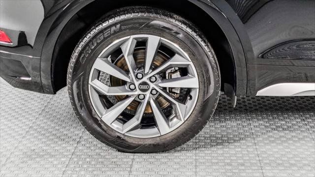 Used 2023 Audi Q5 2.0T Premium Plus w/ Premium Plus Package AWD/4WD image 34