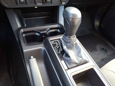 Used 2023 Toyota Tacoma SR image 14