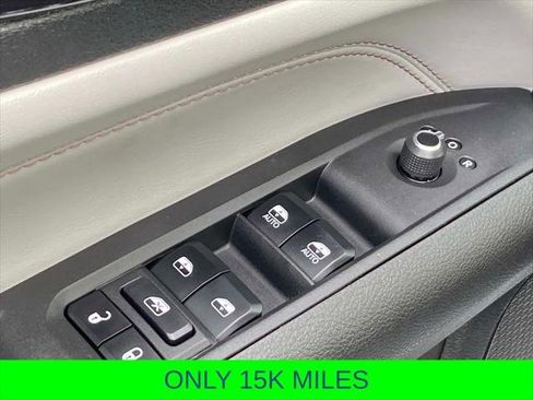 Certified 2024 Jeep Compass Limited image 30