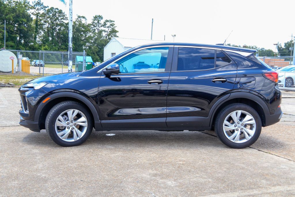Used 2025 Buick Encore GX Preferred FWD image 25