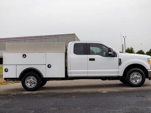 Used 2017 Ford F350 XL RWD image 8