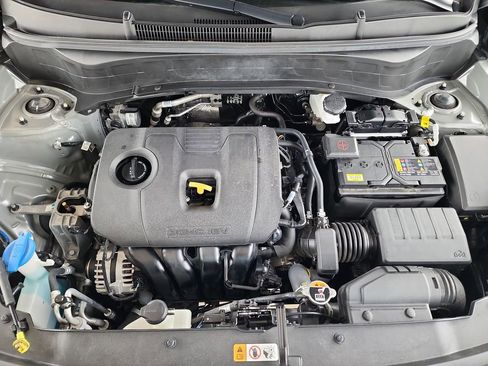 Used 2025 Kia Seltos EX FWD image 41