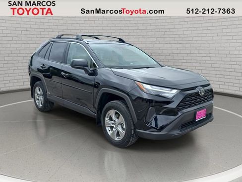 Used 2025 Toyota RAV4 LE image 3