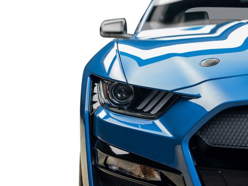 Used 2021 Ford Mustang Shelby GT500 w/ Carbon Fiber Track Pack image 9