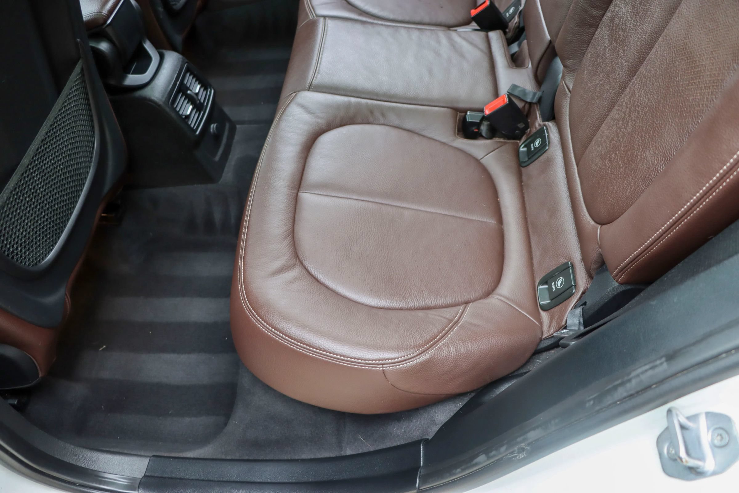 Used 2018 BMW X1 xDrive28i AWD/4WD image 18