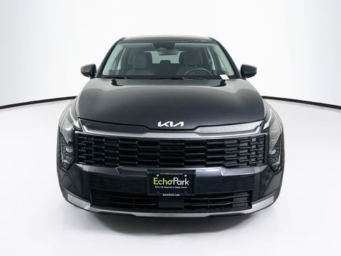 Used 2026 Kia Sportage LX FWD image 2