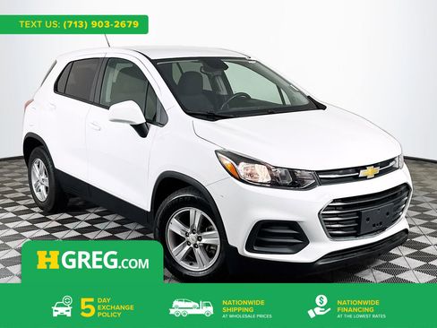 Used 2021 Chevrolet Trax LS w/ Tint and Cruise Package FWD image 1