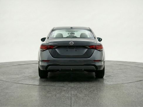 Used 2025 Nissan Sentra SV image 7