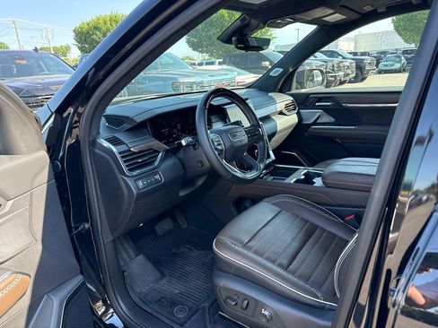 Used 2026 GMC Acadia Denali Ultimate AWD/4WD image 10