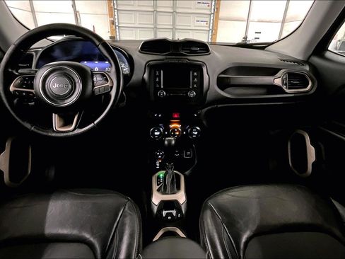 Used 2017 Jeep Renegade Trailhawk image 14