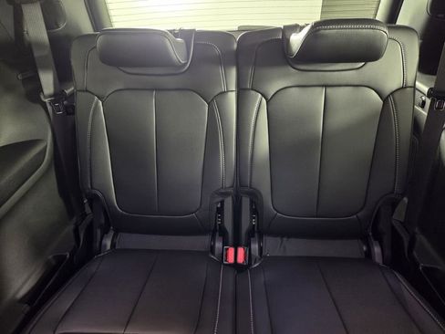 New 2026 Jeep Grand Cherokee L Limited RWD image 20