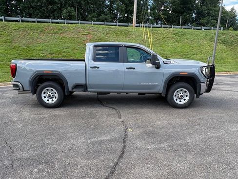 Used 2024 GMC Sierra 2500 Pro AWD/4WD image 8