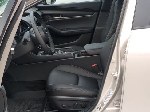Used 2026 MAZDA MAZDA3 2.5 S Sedan w/ Preferred Pkg FWD image 12