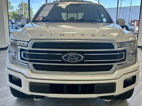 Used 2019 Ford F150 Limited image 2