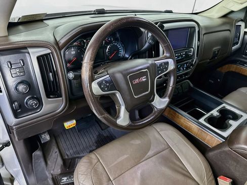 Used 2018 GMC Sierra 1500 SLT w/ SLT Premium Package AWD/4WD image 28
