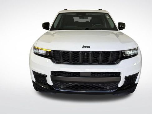 Used 2023 Jeep Grand Cherokee L Limited w/ Luxury Tech Group II AWD/4WD image 12