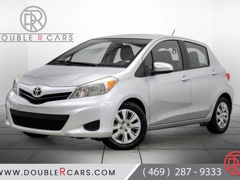 Used 2014 Toyota Yaris LE image 1