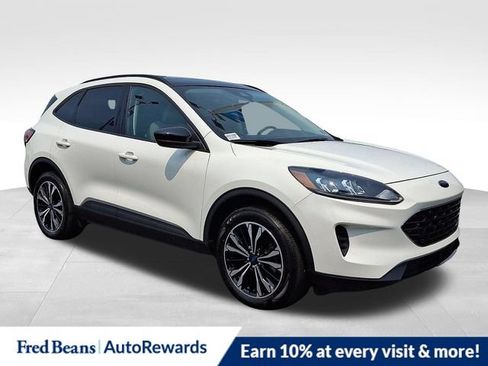Certified 2022 Ford Escape SE w/ SE Sport Appearance Package AWD/4WD image 1