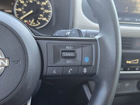 Used 2023 Nissan Rogue SV image 26