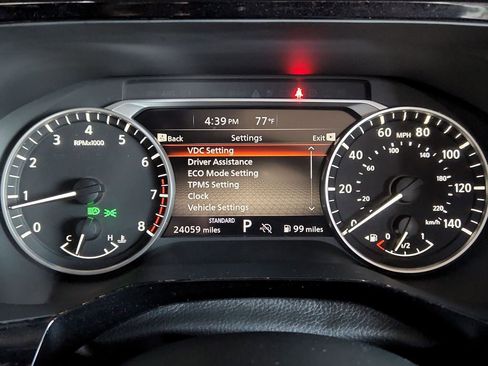 Certified 2024 Nissan Pathfinder SV image 26