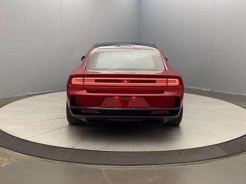 Used 2024 Dodge Charger Daytona R/T w/ Plus Group AWD/4WD image 4