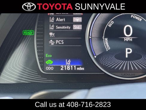 Used 2025 Lexus ES 300h w/ Premium Package FWD image 28