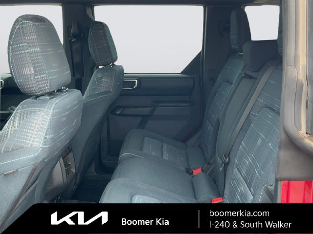 Used 2025 Ford Bronco Heritage Edition AWD/4WD image 13