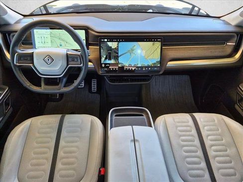 Used 2023 Rivian R1S Adventure AWD/4WD image 18
