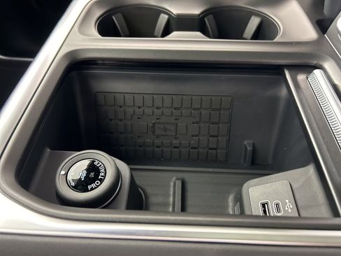 New 2025 Ford Expedition Max Platinum w/ Stealth Performance Package image 20