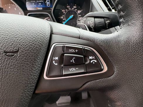 Used 2017 Ford Escape Titanium w/ Canadian Touring Package AWD/4WD image 16