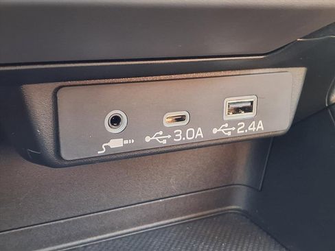 Certified 2025 Subaru Crosstrek 2.0i Premium image 21