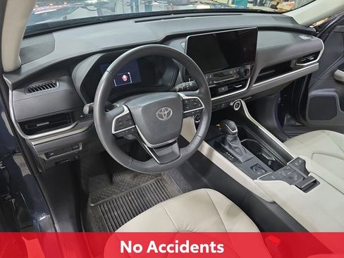 Certified 2024 Toyota Grand Highlander XLE image 17